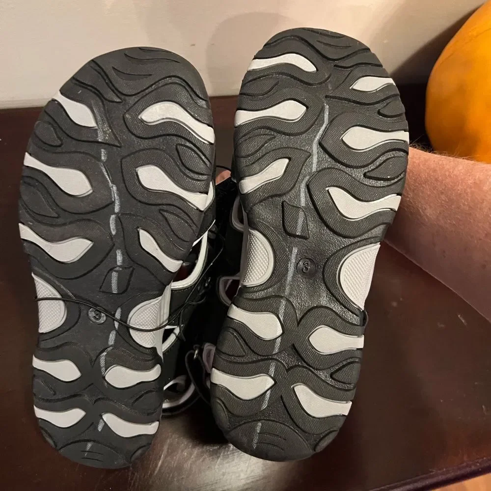 Boys Sports Sandals Summer  Hook And Loop Outdoor Soft Sandals Durable Rubber